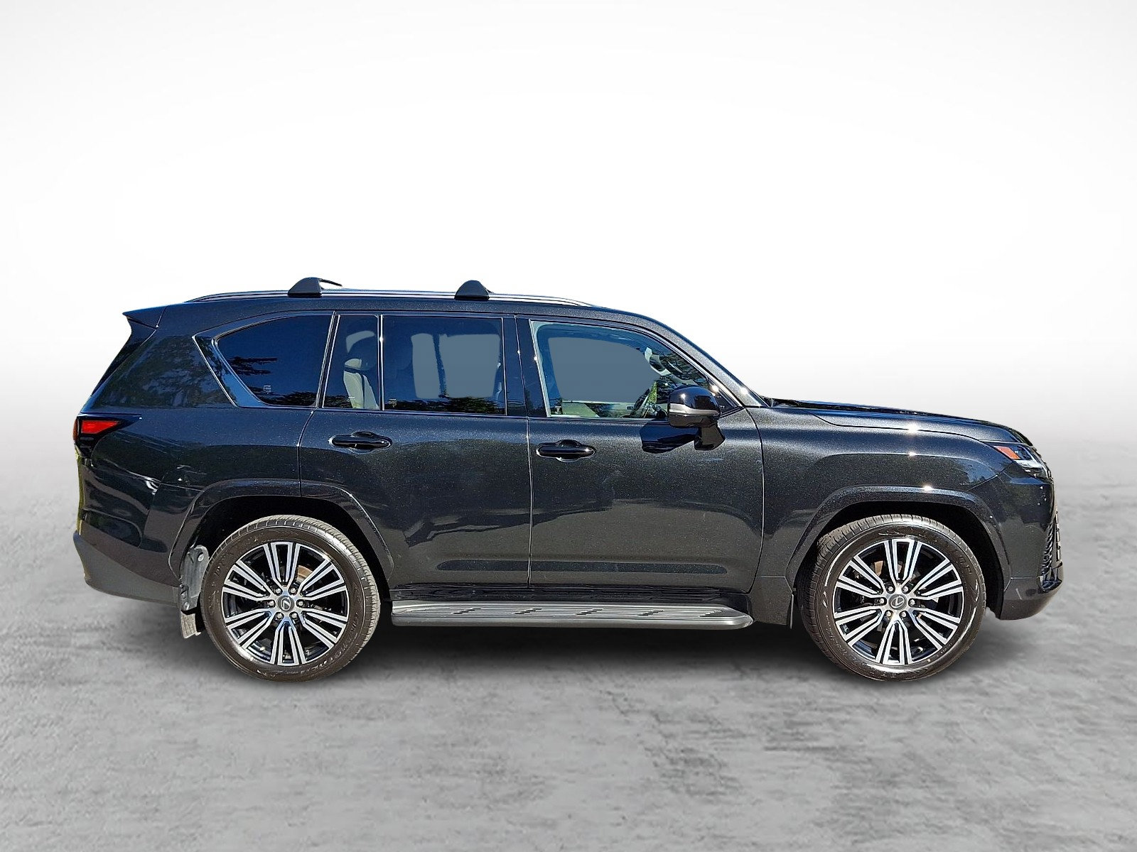 Certified 2023 Lexus LX 600 4WD w/ Appearance Package image 7