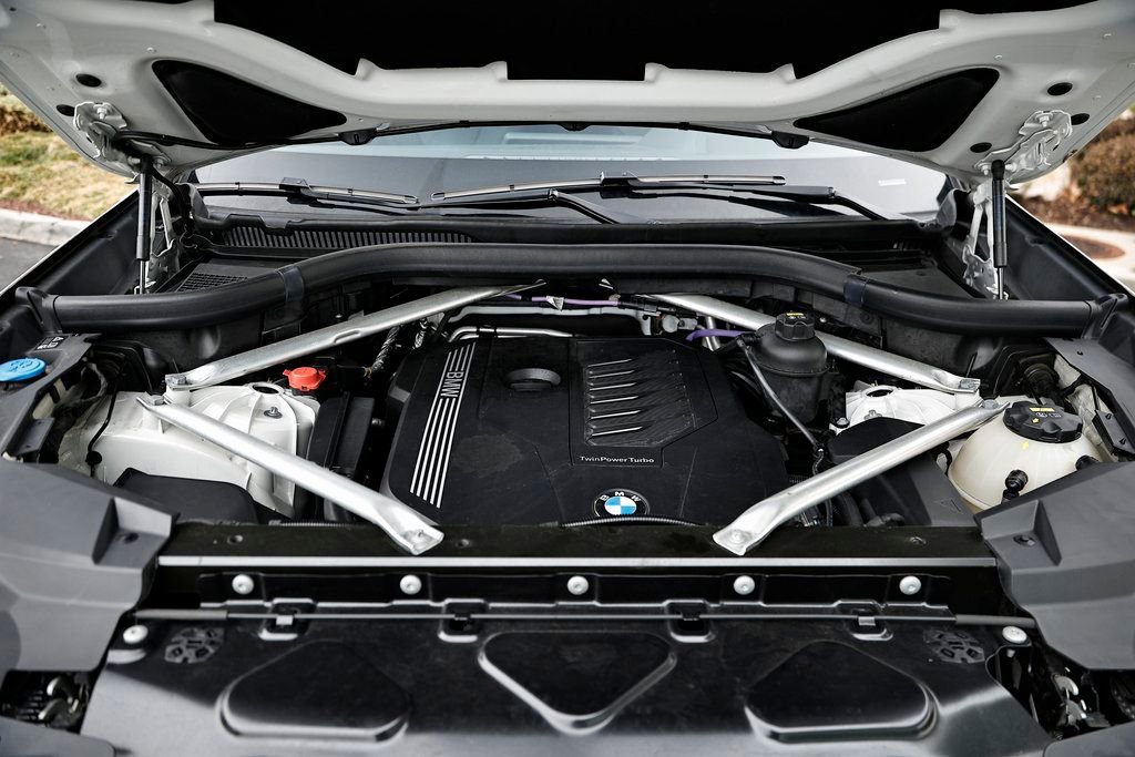 Used 2021 BMW X5 xDrive40i w/ Premium Package 2 image 30