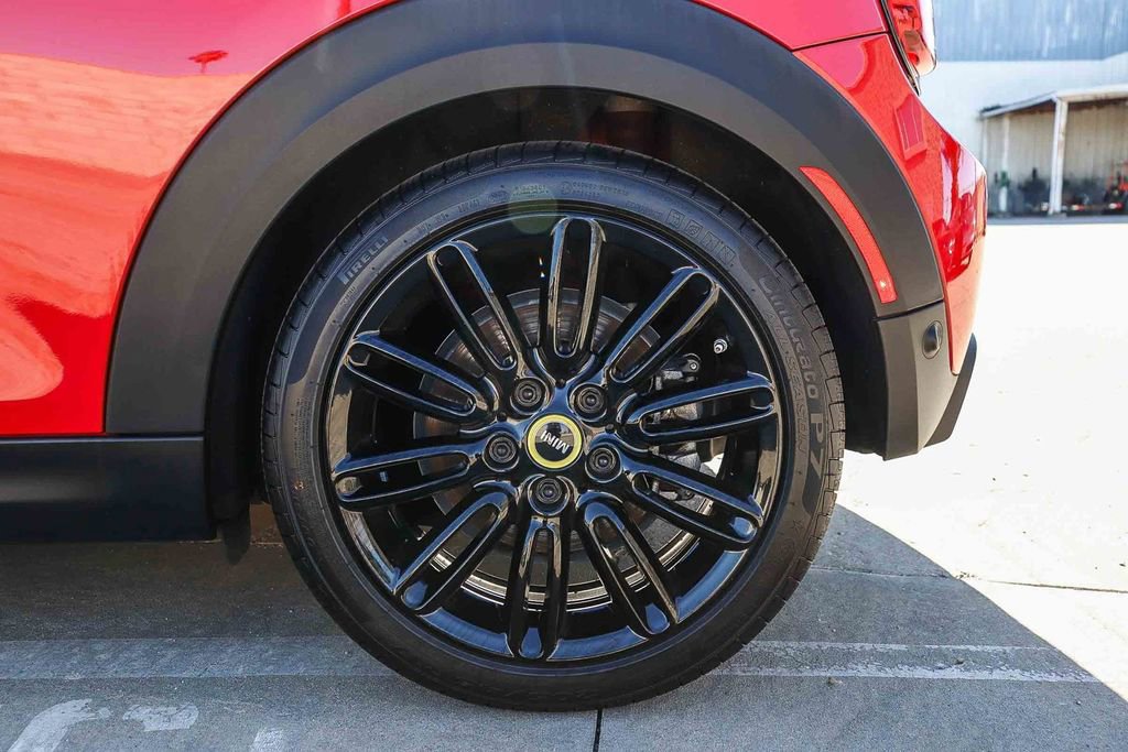 Used 2024 MINI Cooper SE image 13