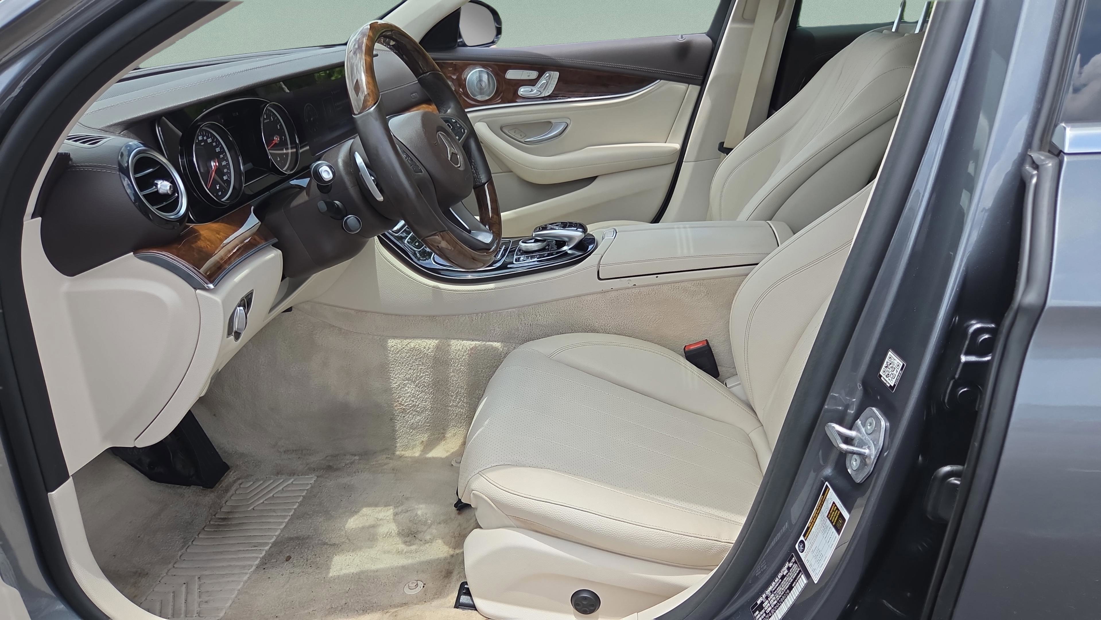 Used 2017 Mercedes-Benz E 300 image 6