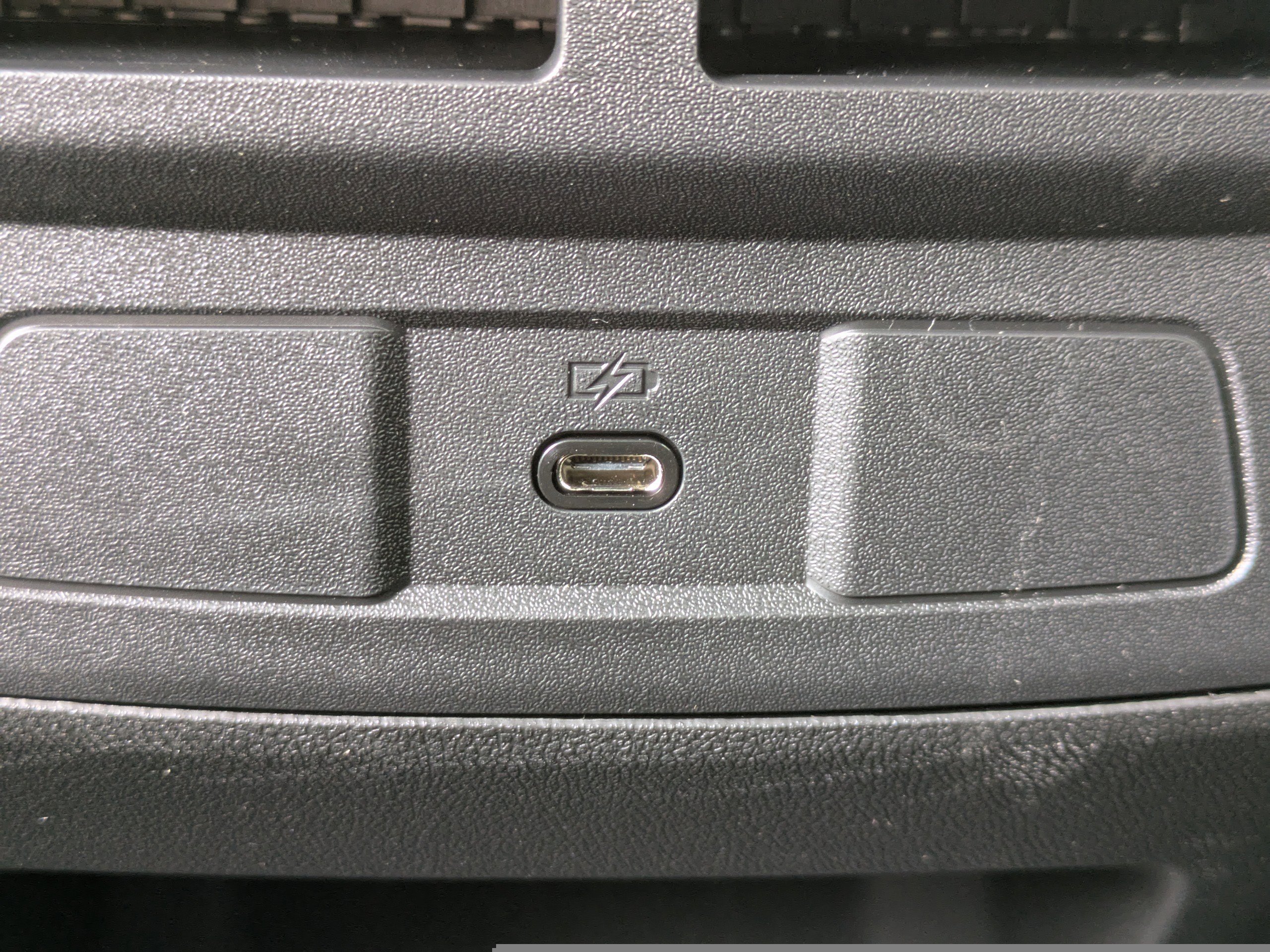 Used 2024 Chevrolet Colorado LT w/ LT Convenience Package II image 14