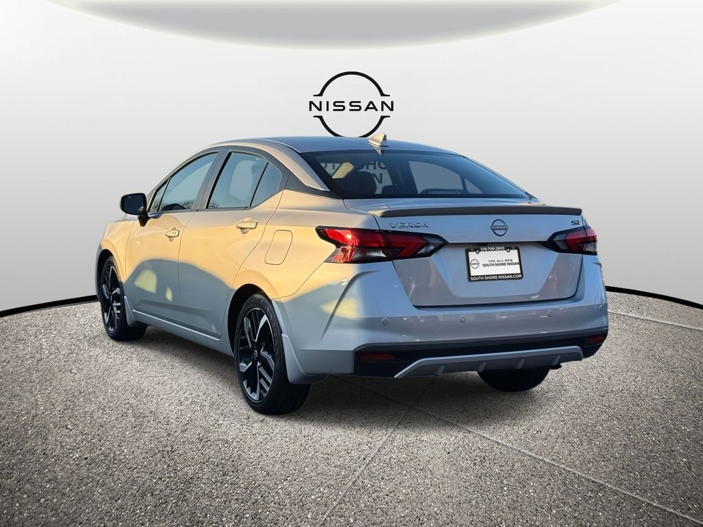 Used 2025 Nissan Versa SR w/ Trunk Package image 7