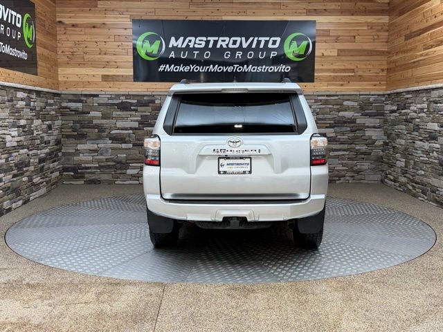 Used 2022 Toyota 4Runner SR5 Premium image 8