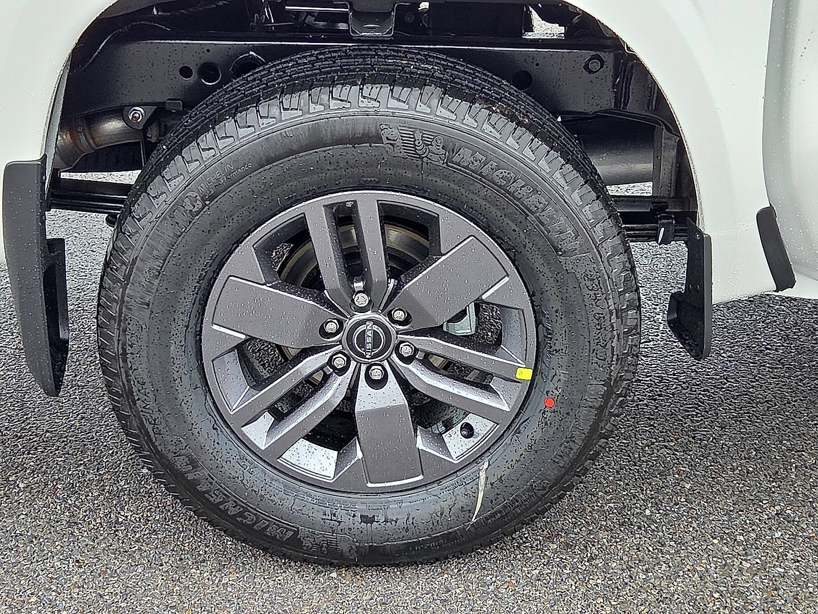 New 2026 Nissan Frontier SV w/ Tow Package AWD/4WD image 7