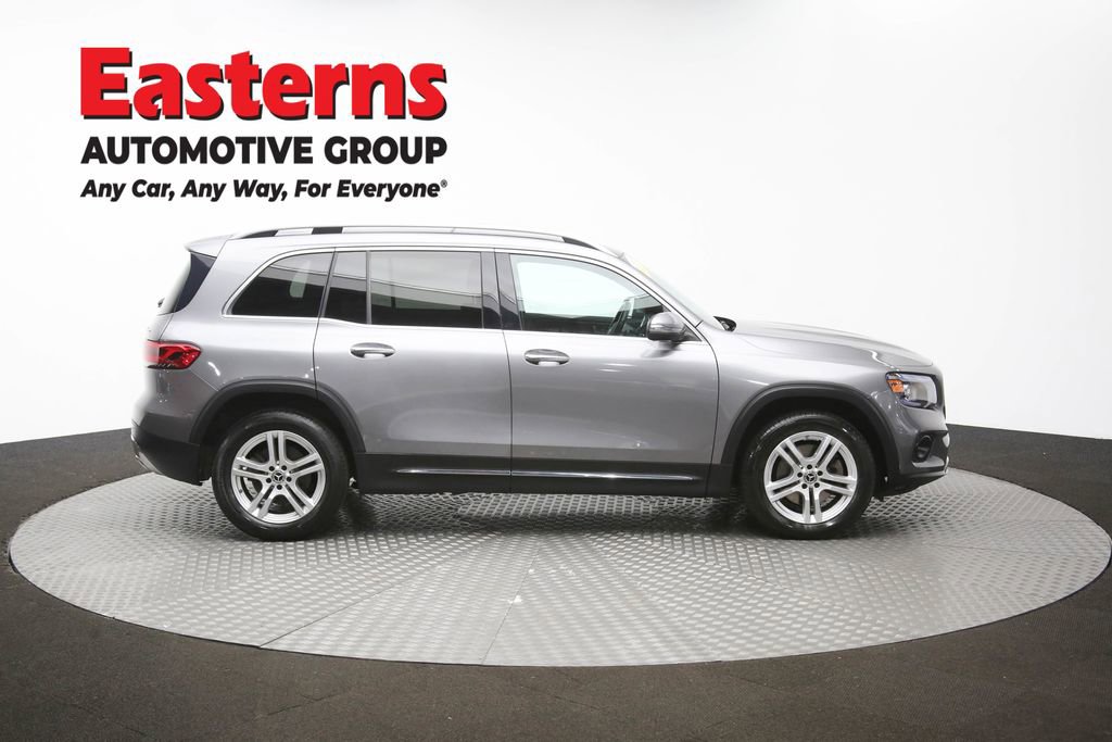 Used 2021 Mercedes-Benz GLB 250 4MATIC w/ Premium Package image 45
