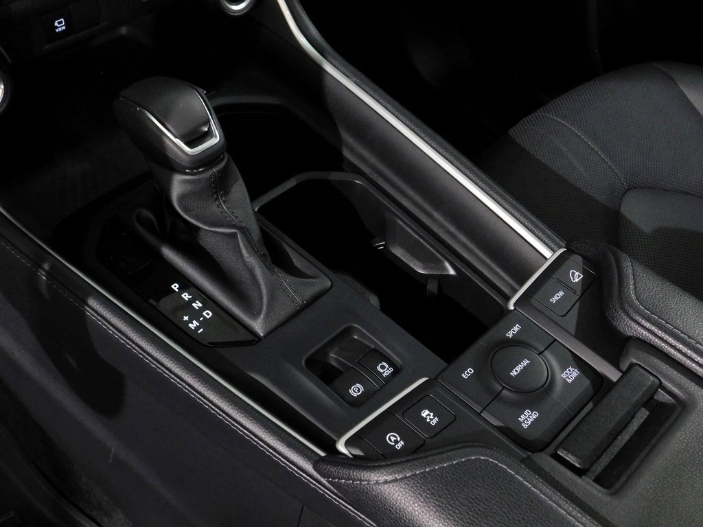 Used 2024 Toyota Grand Highlander Limited image 65