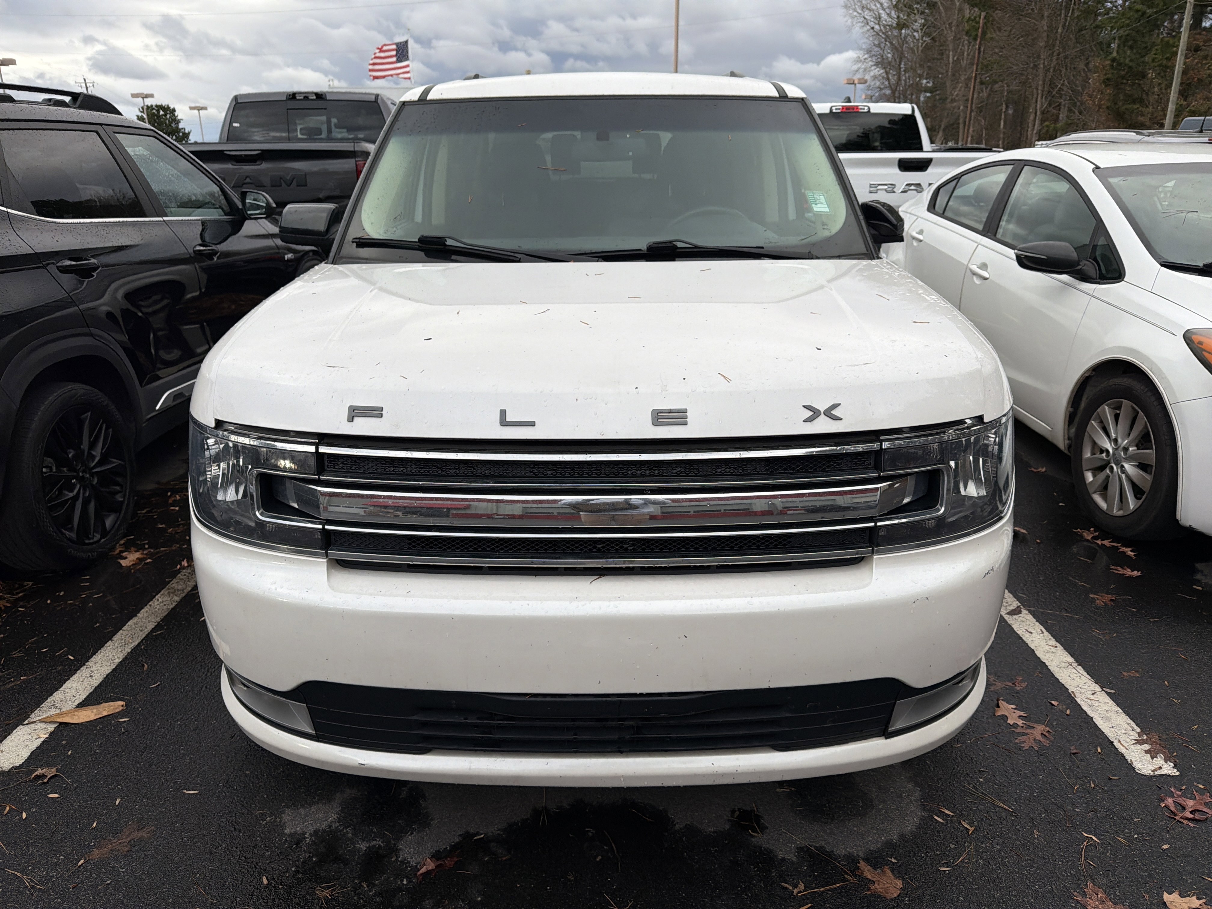 Used 2018 Ford Flex SEL w/ Equipment Group 202A image 2