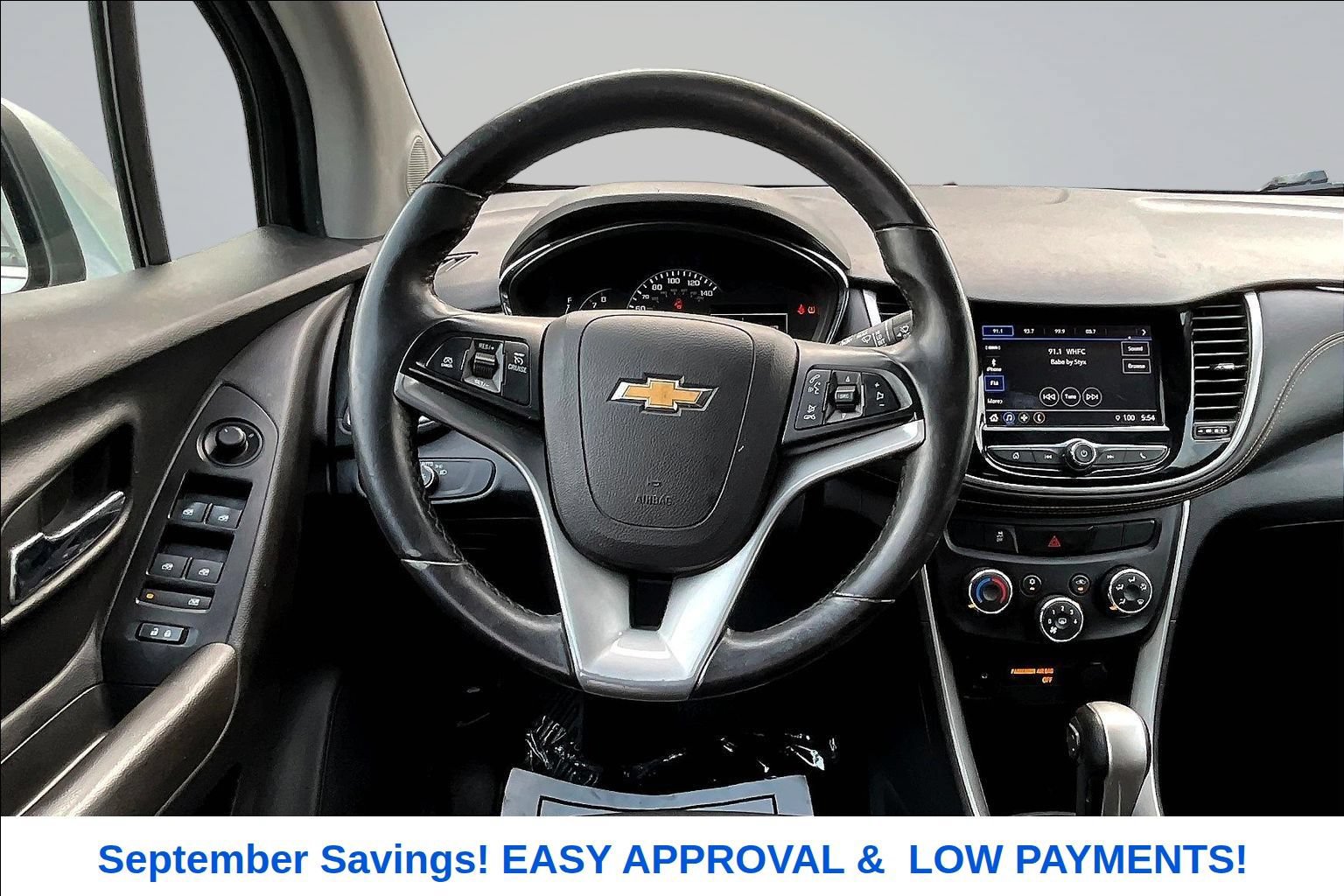 Used 2018 Chevrolet Trax LT w/ LT Convenience Package FWD image 8