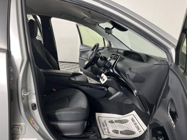 Used 2017 Toyota Prius Two FWD image 37