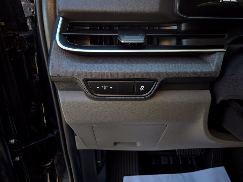 Used 2026 Kia Carnival EX FWD image 14