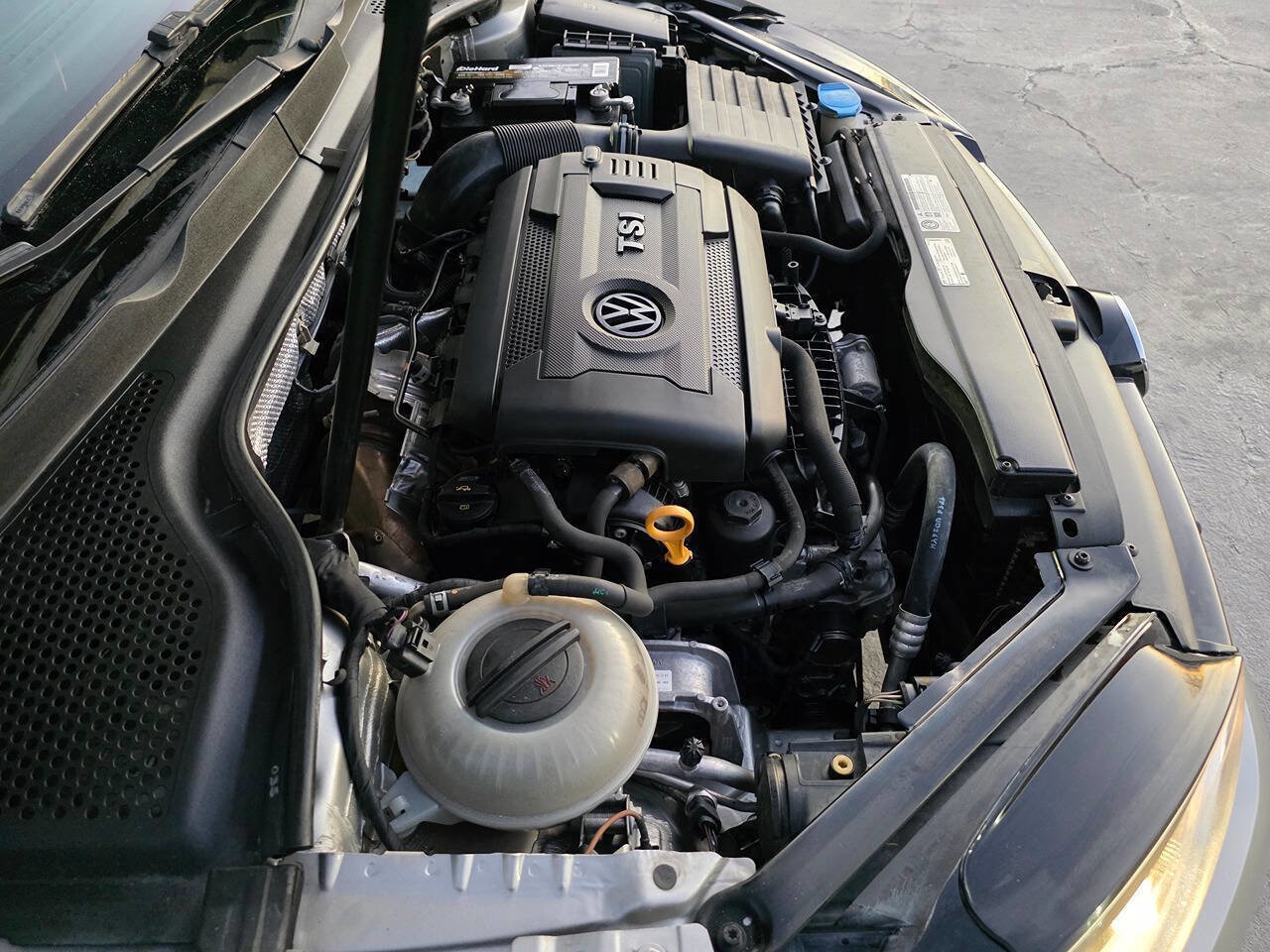 Used 2015 Volkswagen Golf S image 55