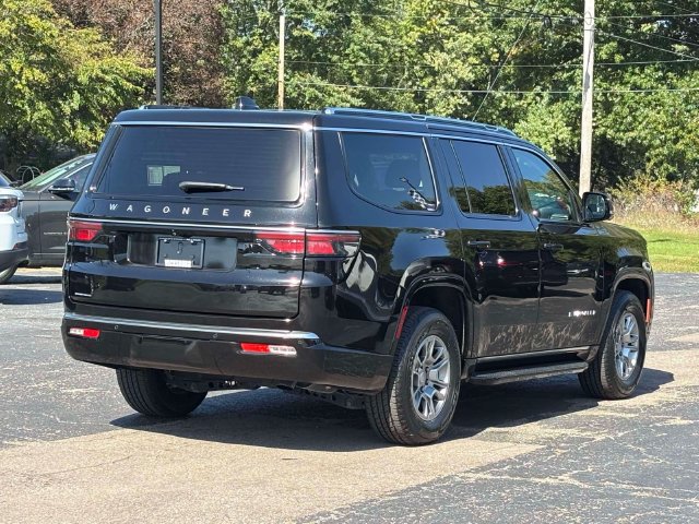 Used 2023 Jeep Wagoneer 4WD w/ Convenience Group I image 39