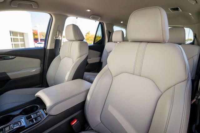 Used 2025 Honda Pilot EX-L image 5