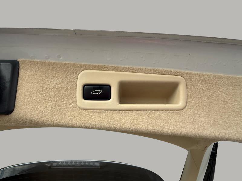 Used 2013 Lexus RX 450h AWD image 10