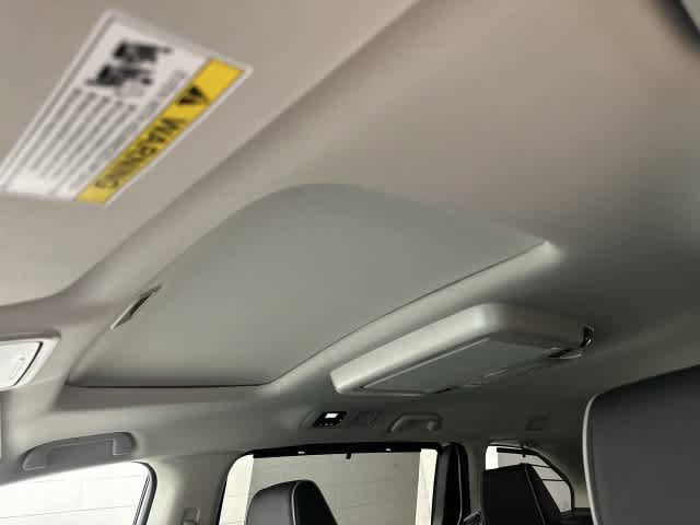 Certified 2026 Honda Odyssey Touring image 28