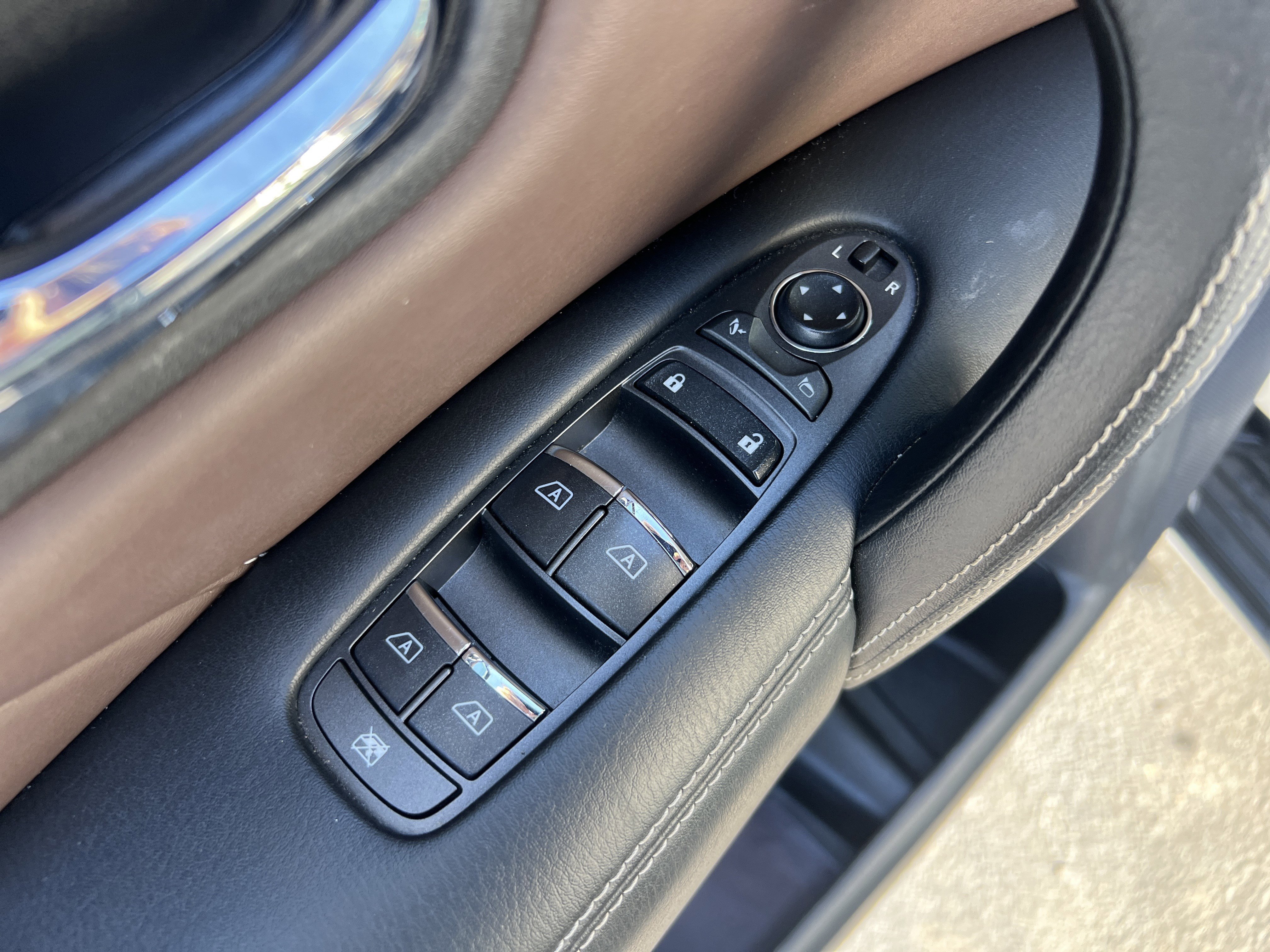 Used 2021 INFINITI QX80 Premium Select w/ Cargo Package image 15