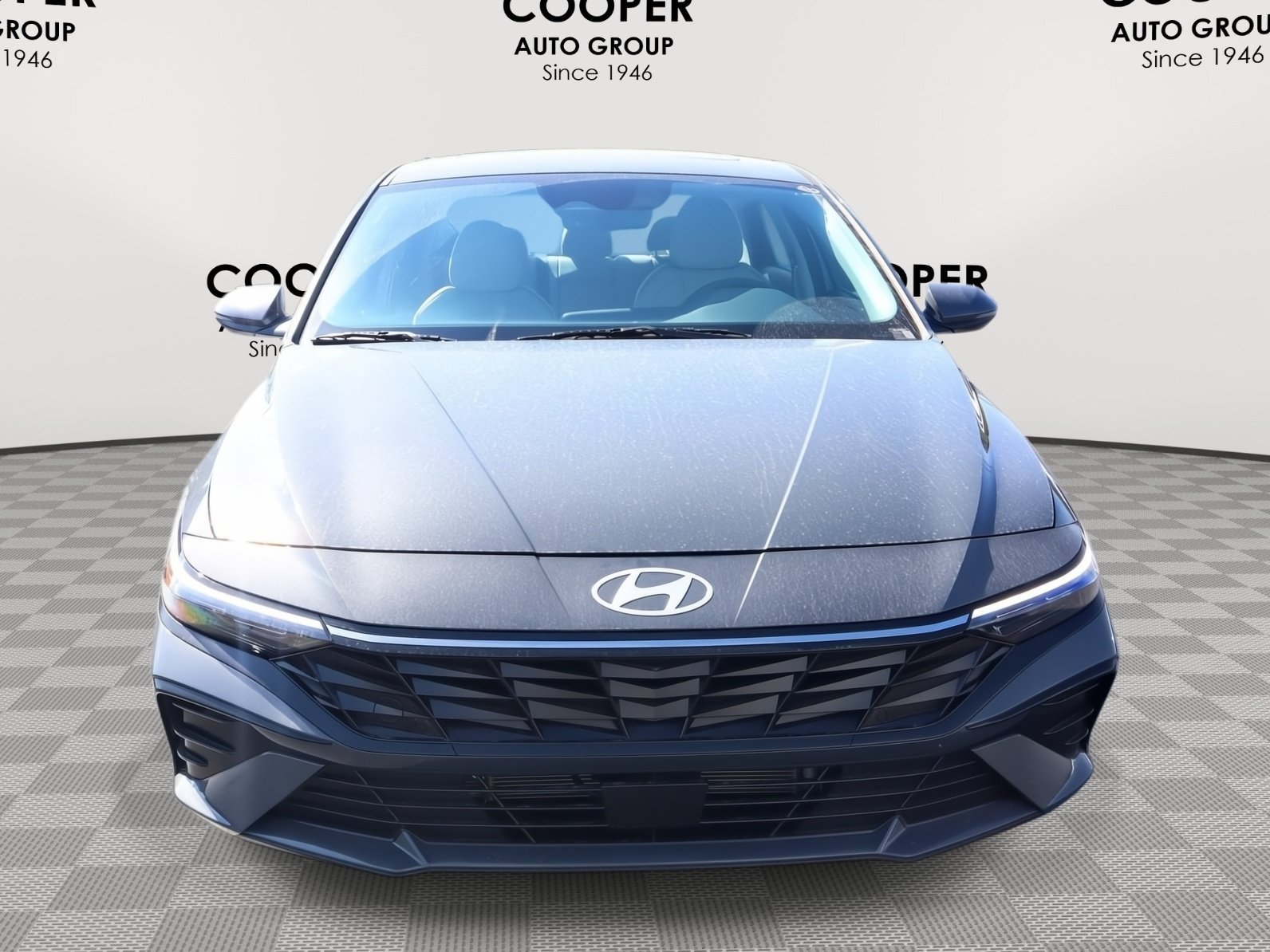 New 2026 Hyundai Elantra Limited FWD image 2
