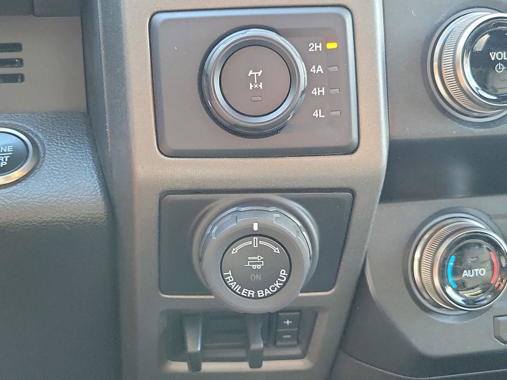 Used 2019 Ford F150 Raptor w/ Equipment Group 802A Luxury image 39