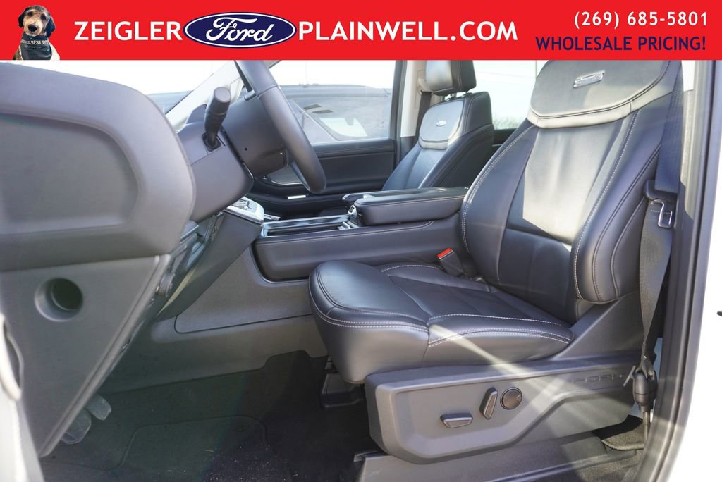 Used 2025 Ford Expedition Max Platinum image 21