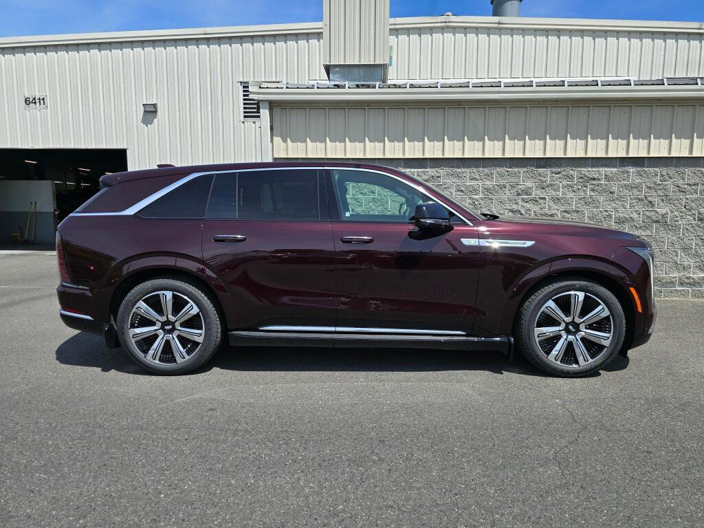 New 2025 Cadillac Escalade IQ Luxury 2 image 8