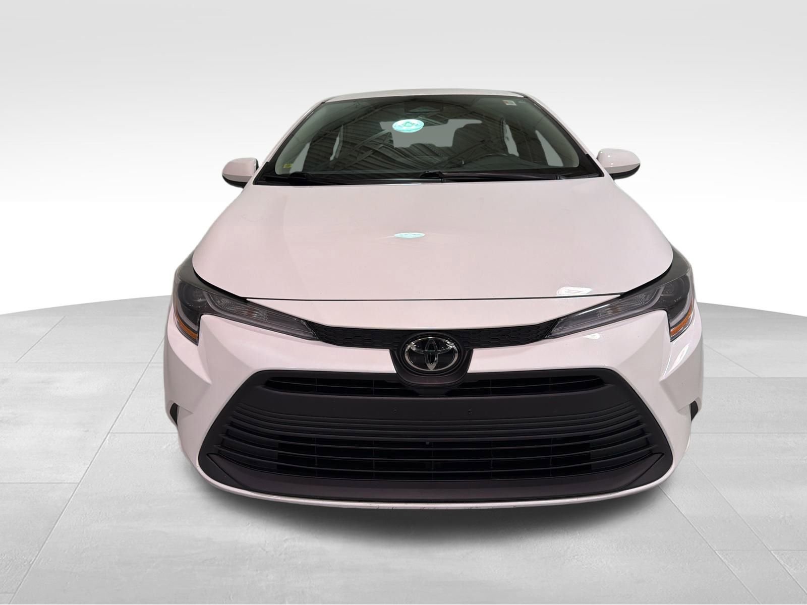 Used 2023 Toyota Corolla LE image 9