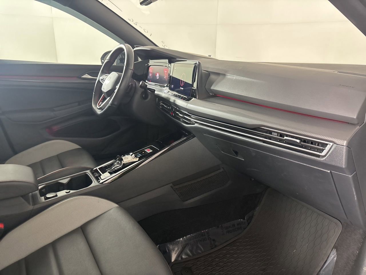 Used 2024 Volkswagen GTI Autobahn image 29