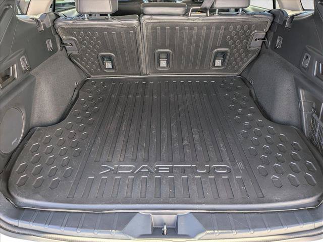 Used 2023 Subaru Outback Touring XT AWD/4WD image 6