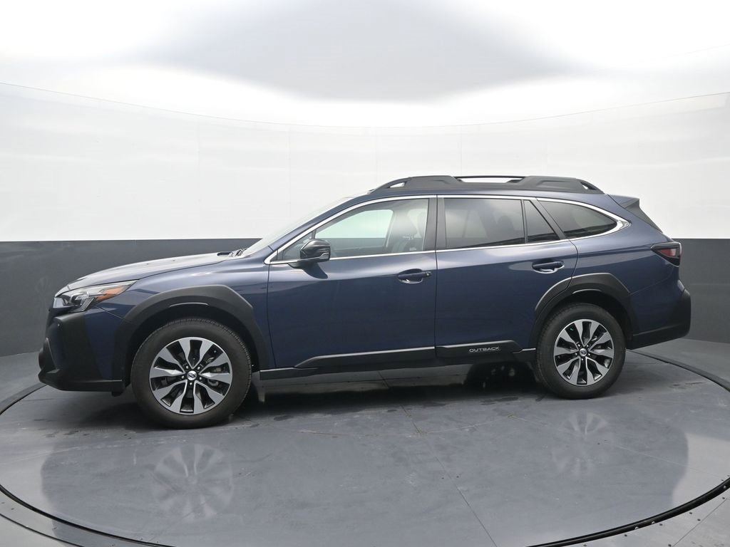 Used 2025 Subaru Outback Limited XT image 4