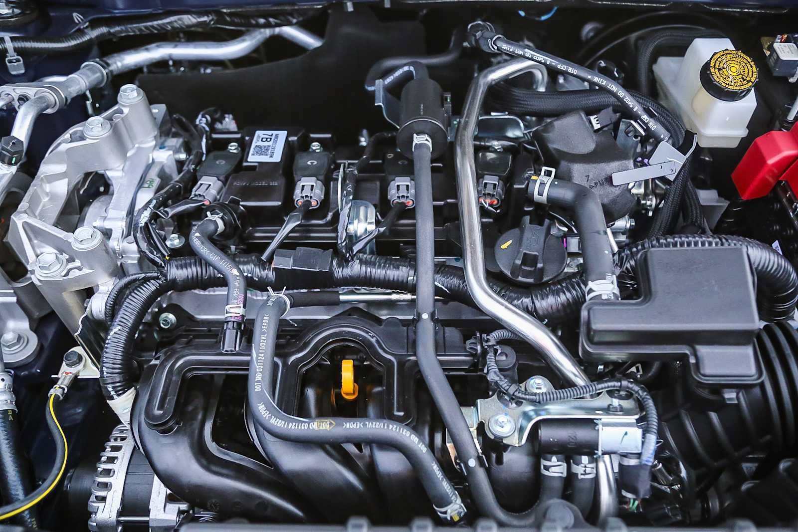New 2025 Nissan Kicks SV AWD/4WD image 13