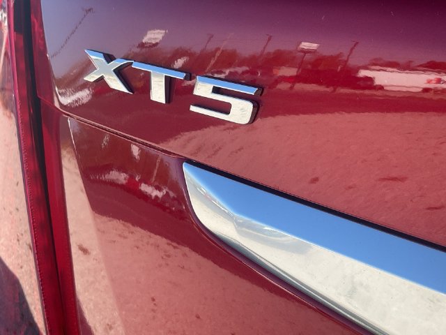 Certified 2022 Cadillac XT5 Luxury FWD image 38