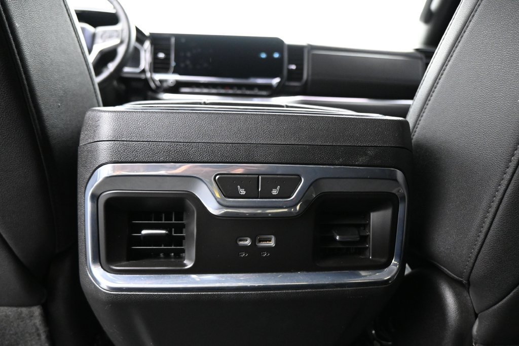 Used 2023 Chevrolet Silverado 1500 LTZ w/ LTZ Convenience Package II AWD/4WD image 25
