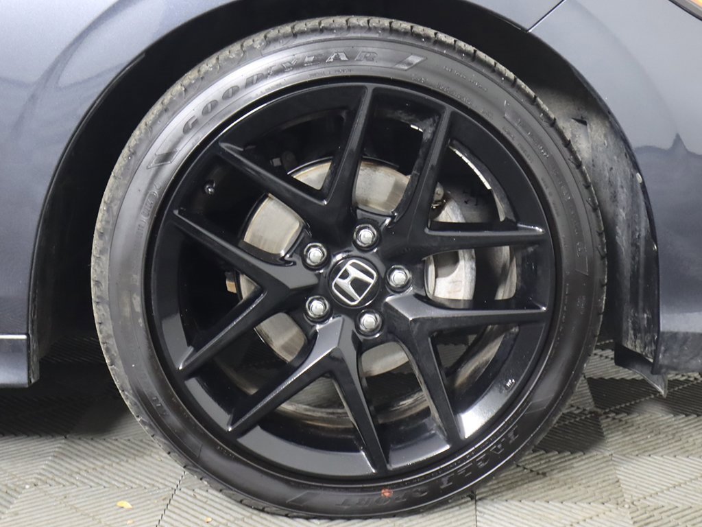 Used 2025 Honda Civic Sport image 19