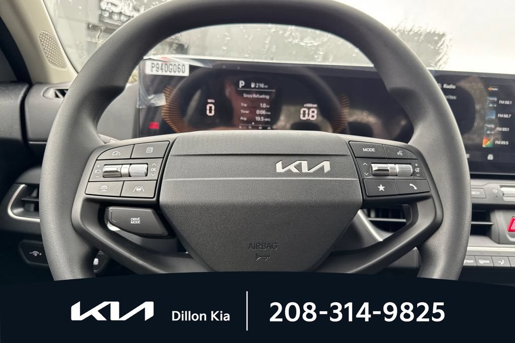 New 2026 Kia K4 FWD image 24