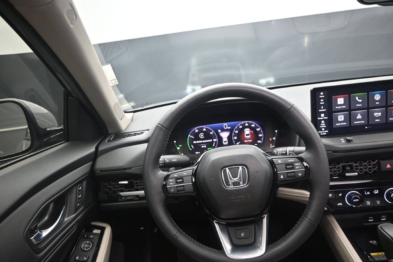 Used 2025 Honda Accord Touring image 29