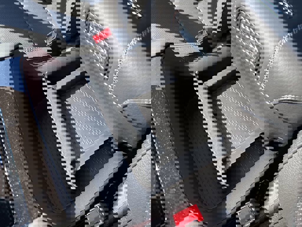 New 2025 GMC Yukon XL Denali w/ Sun & Power Step Package image 41