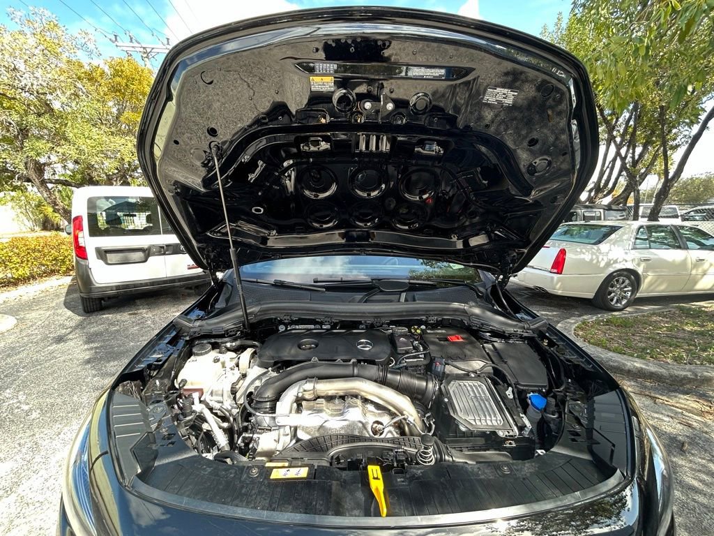 Used 2025 Mercedes-Benz GLA 250 4MATIC image 31