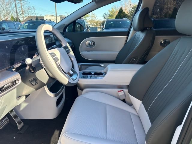 New 2026 Hyundai Ioniq 9 Calligraphy image 9