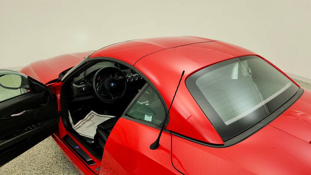 Used 2016 BMW Z4 sDrive35is RWD image 10