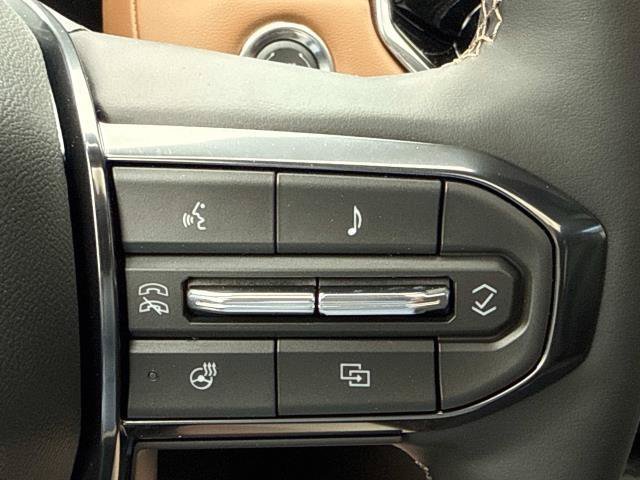 New 2026 GMC Canyon AT4 w/ Technology Plus Package AWD/4WD image 14