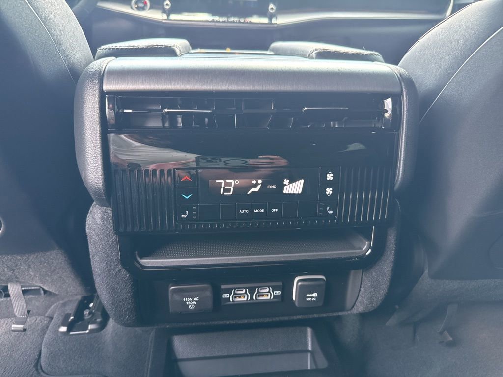 Used 2025 Jeep Wagoneer Series II image 25