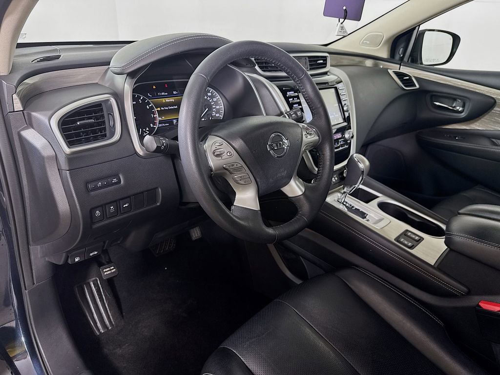 Used 2018 Nissan Murano SL w/ Moonroof Package FWD image 11