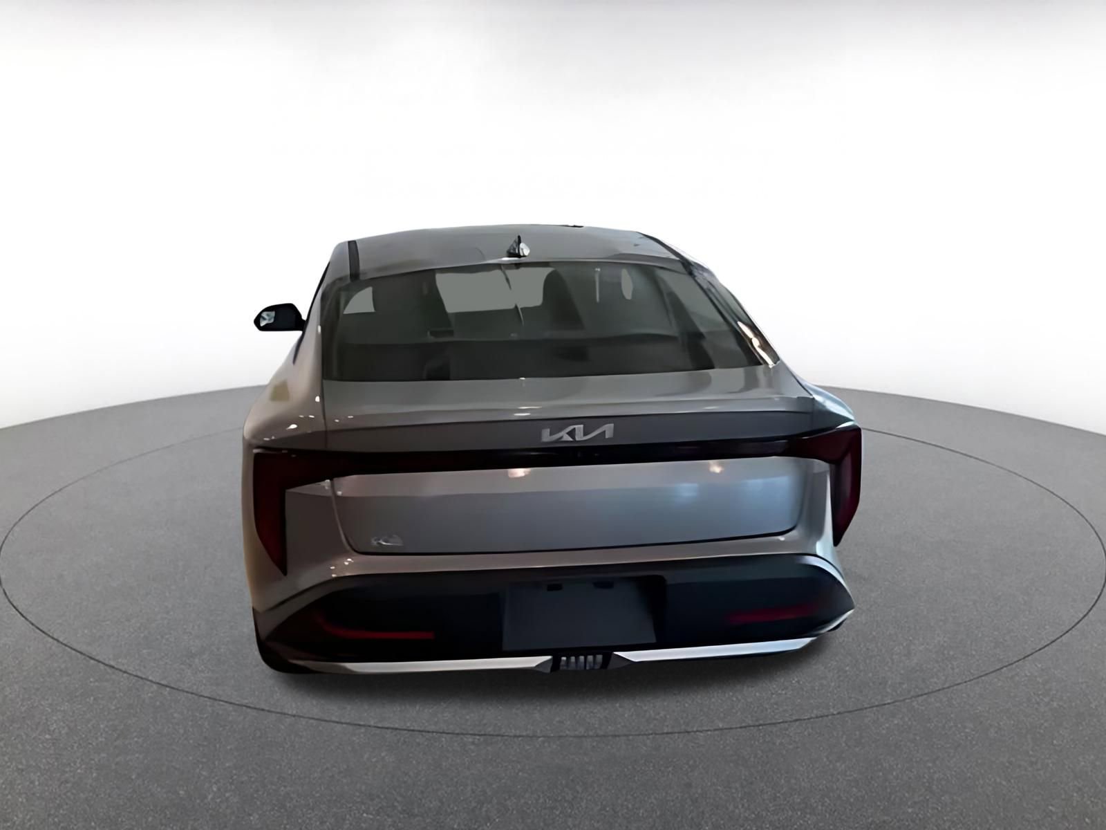 Used 2025 Kia K4 LXS image 16