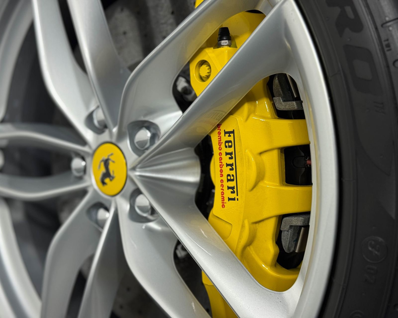 Used 2017 Ferrari 488 GTB image 38