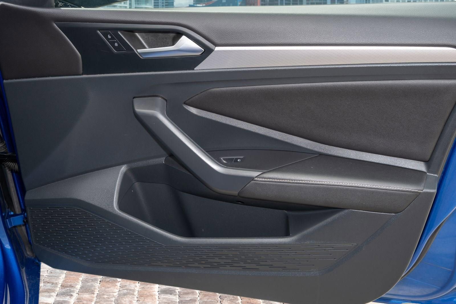 Used 2022 Volkswagen Jetta Sport image 14