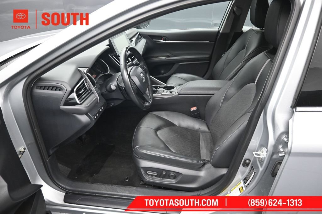 Used 2024 Toyota Camry XSE FWD image 9