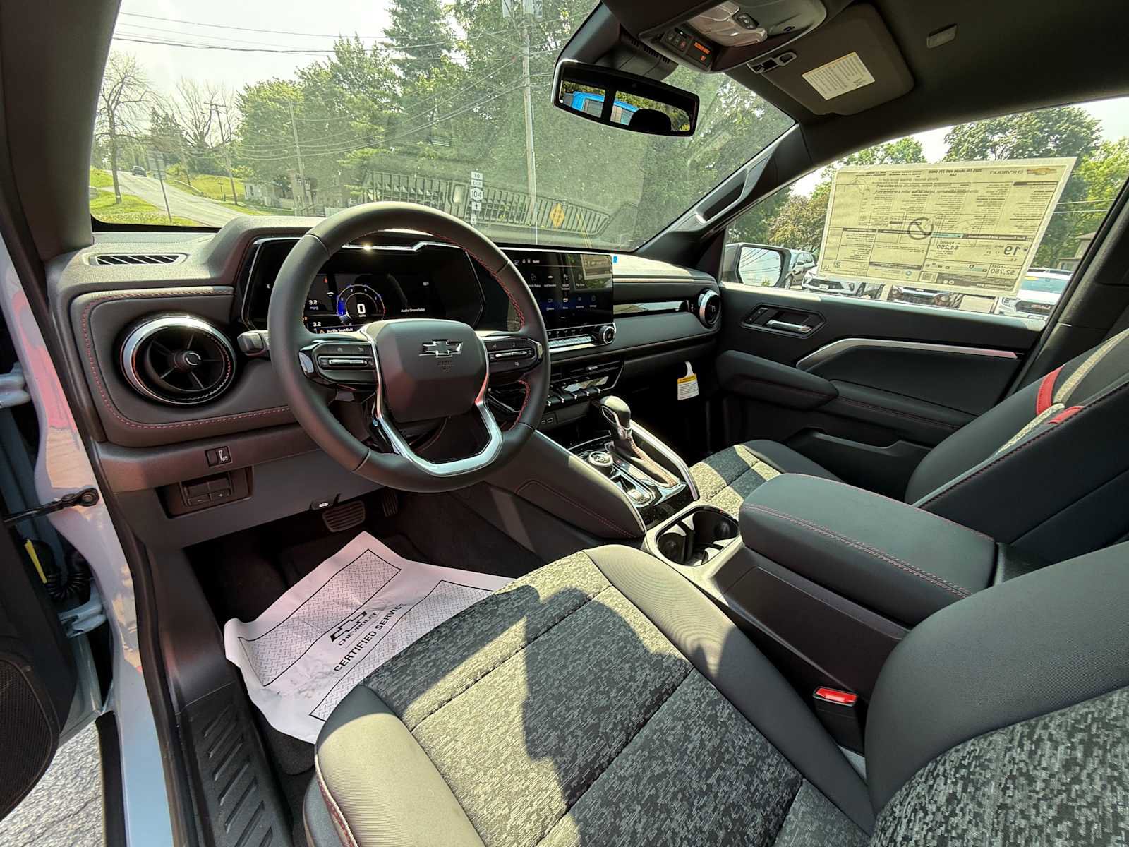 New 2025 Chevrolet Colorado Z71 w/ Technology Package image 17