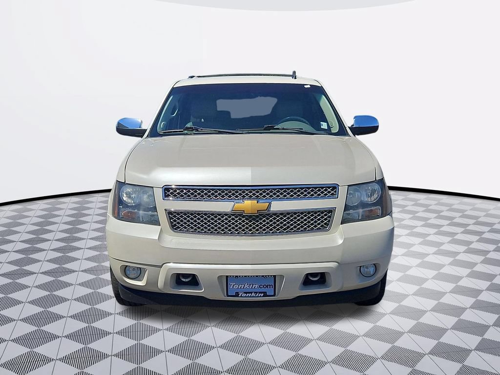Used 2014 Chevrolet Suburban LTZ AWD/4WD image 9