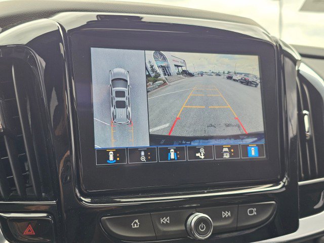 Used 2023 Chevrolet Traverse LT w/ LT Premium Package image 37