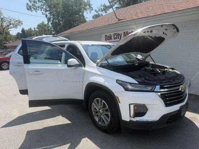 Used 2022 Chevrolet Traverse LT w/ LPO, Floor Liner Package AWD/4WD image 9