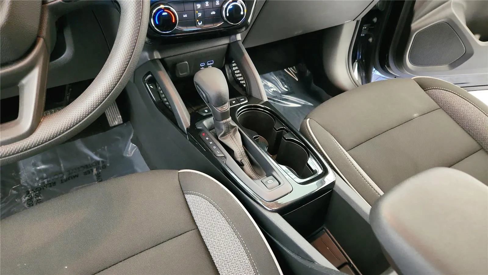 Used 2025 Chevrolet TrailBlazer LT image 33